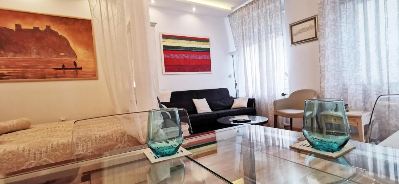 Gala City Center Apartman Belgrade Exterior photo